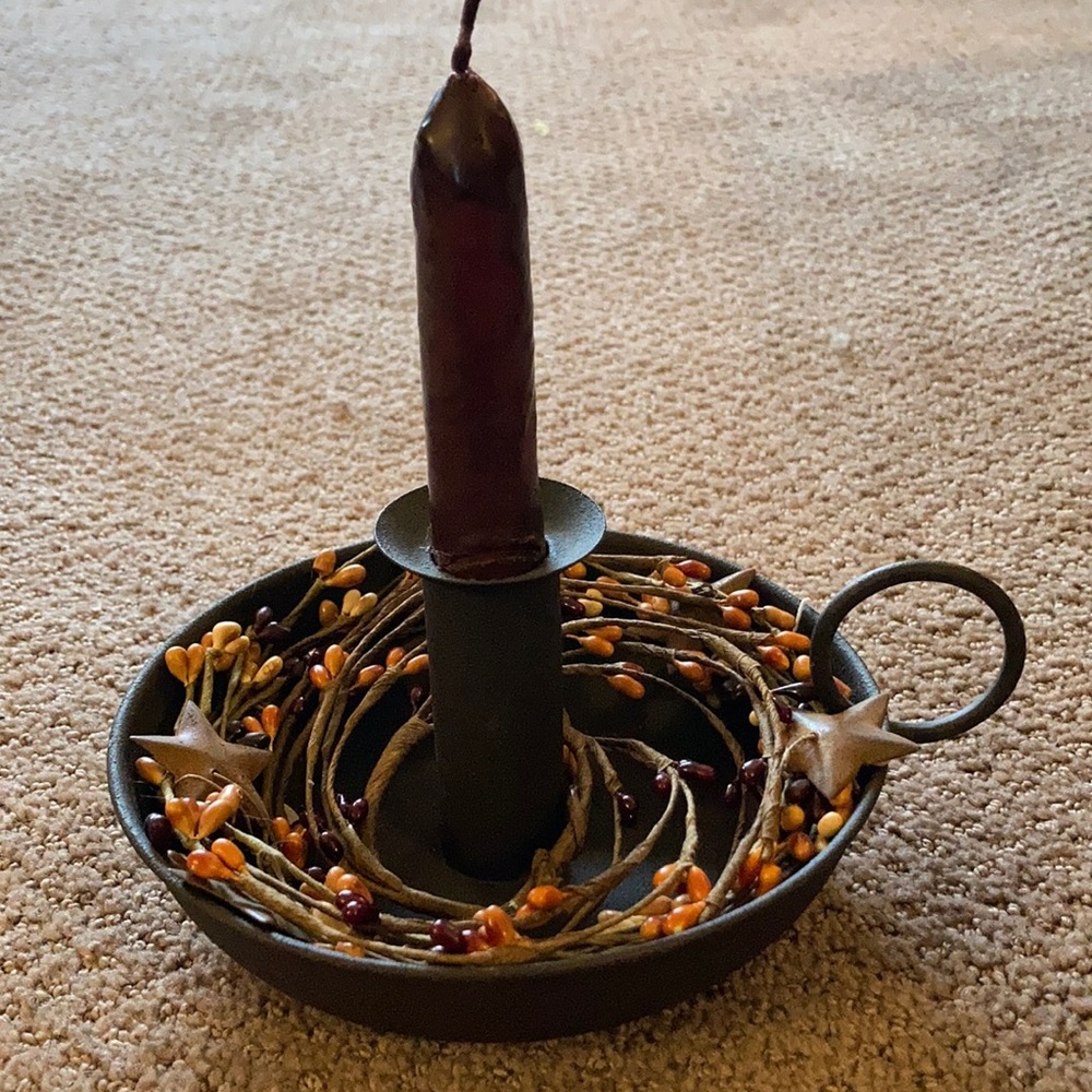 Country candle holder with fall swag